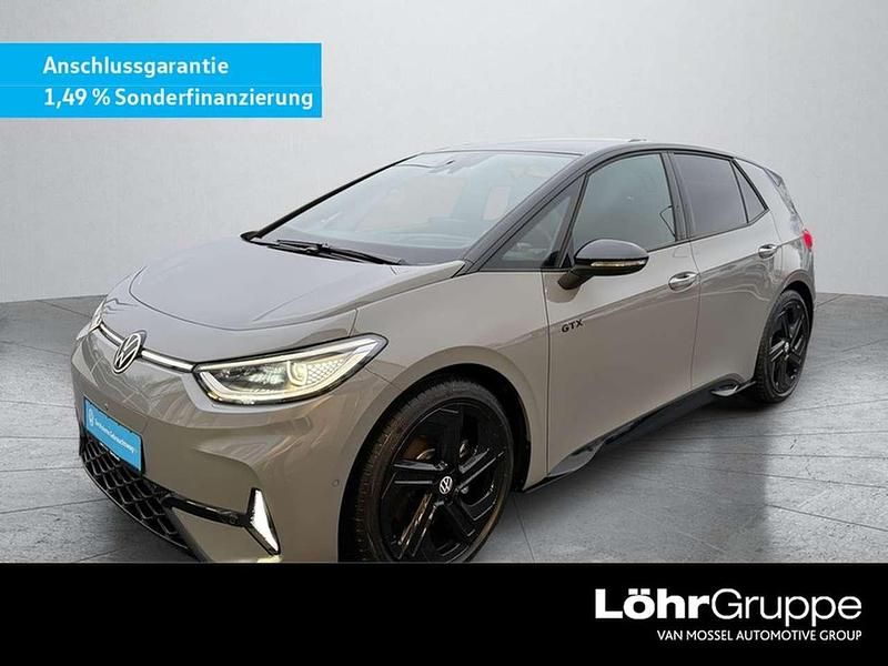 Grau Gebraucht 2025 VW ID.3 GTX Kleinwagen | 42.880 € (Guter Preis) - Bild 1/3