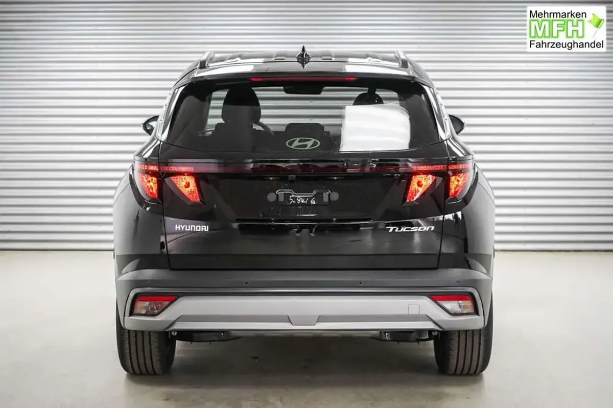 Neu Hyundai Tucson Style 150 PS (110 kW) 2026 Abyss black metallic () SUV