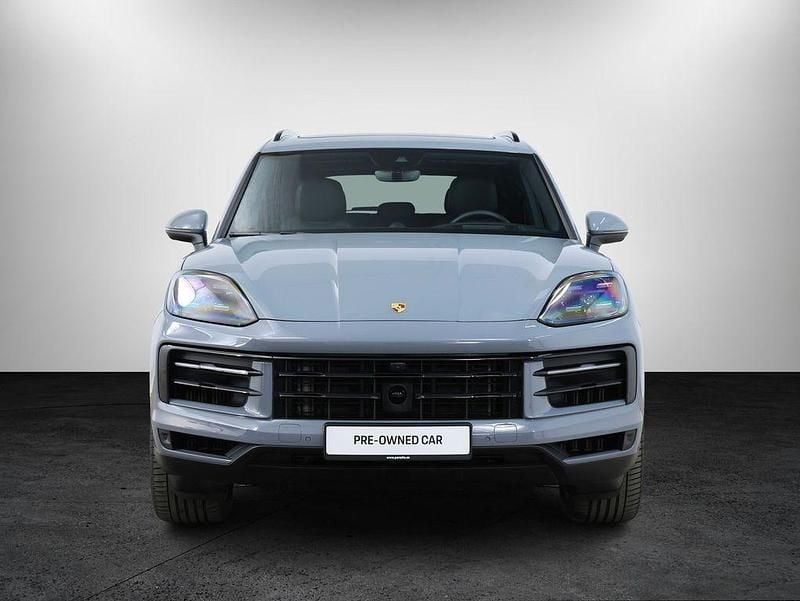 Gebraucht Porsche Cayenne E-Hybrid 470 PS (345 kW) 2024 Grau SUV