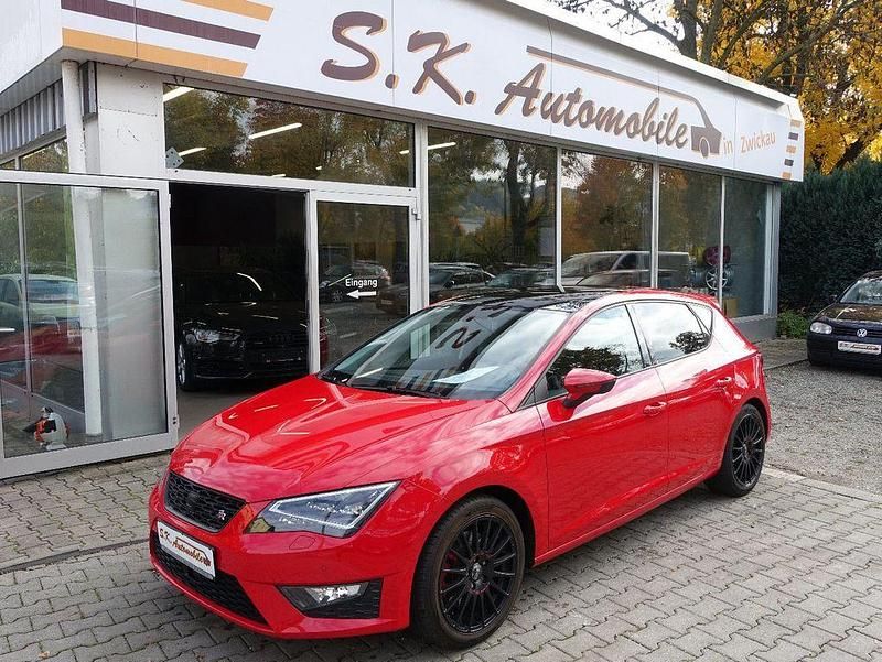 Rot Gebraucht 2015 Seat Leon FR Limousine | 14.999 € (Fairer Preis) - Bild 1/4
