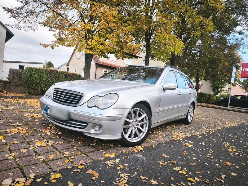 Gebraucht 2002 Mercedes 190 Limousine | 1.000 € - Bild 1/4