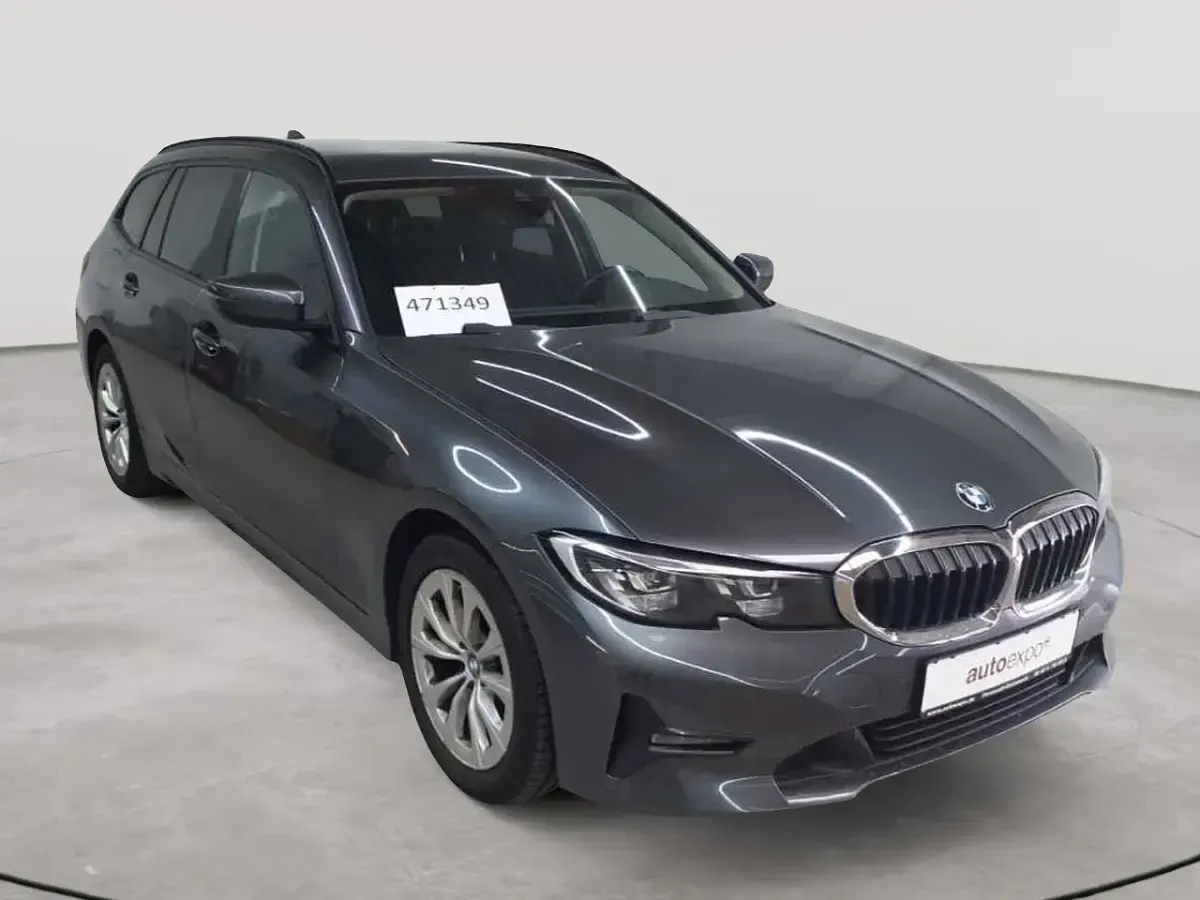 Gebraucht BMW 318 Advantage 150 PS (110 kW) 2022 Kombi