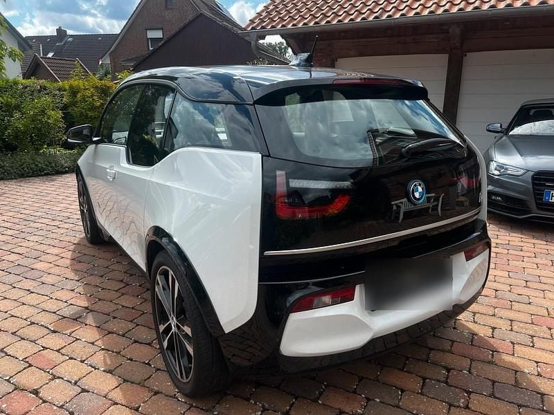 Gebraucht BMW i3 136 kW (185 PS) 2022 Weiß Kleinwagen