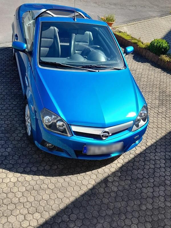 Gebraucht Opel Tigra 125 PS (91 kW) 2004 Blau Cabrio