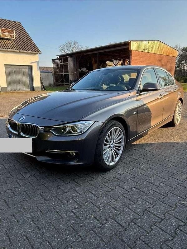 Gebraucht BMW 328 Luxury Line 245 PS (180 kW) 2012 Braun Limousine
