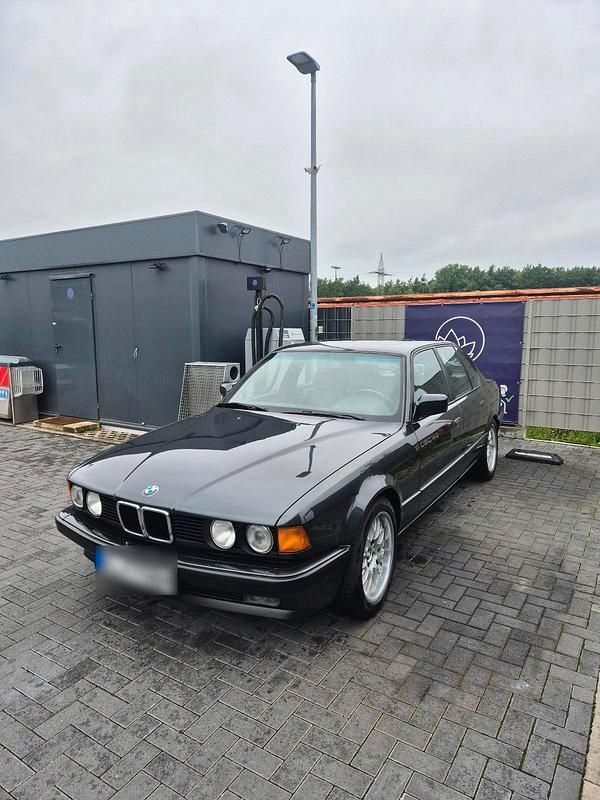 Gebraucht 2025 BMW 730 Limousine | 13.999 € - Bild 1/4