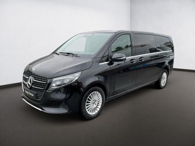 Obsidianschwarz Gebraucht 2024 Mercedes V300 Avantgarde Van / Kleinbus | 74.490 € (Teuer) - Bild 1/4