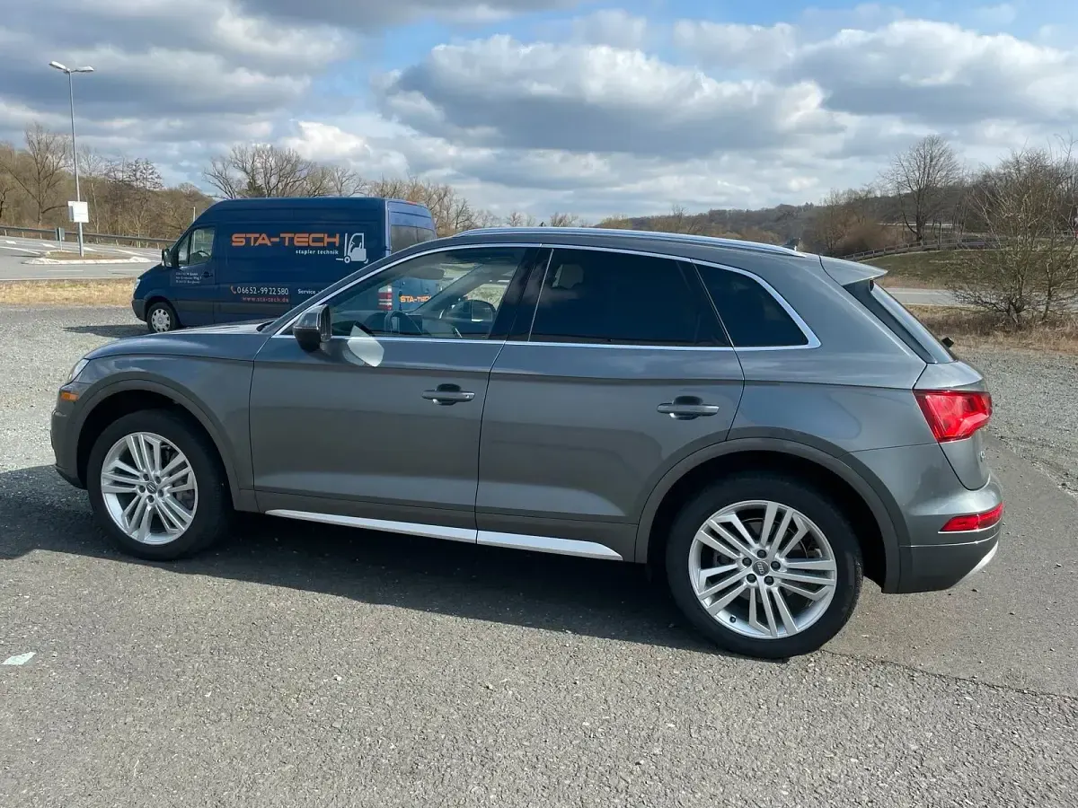 Gebraucht Audi Q5 252 PS (185 kW) 2018 Grau SUV