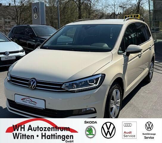 Andere farbe Gebraucht 2022 VW Touran Van / Kleinbus | 38.999 € - Bild 1/2