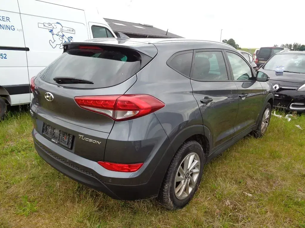 Gebraucht Hyundai Tucson Trend 116 PS (85 kW) 2018 Grau SUV
