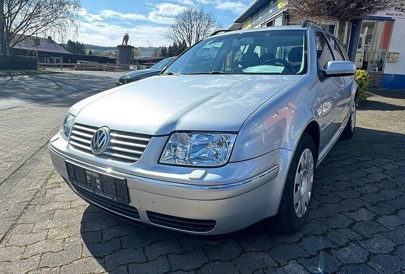 Gebraucht VW Bora 101 PS (74 kW) 2002 Silber Kombi