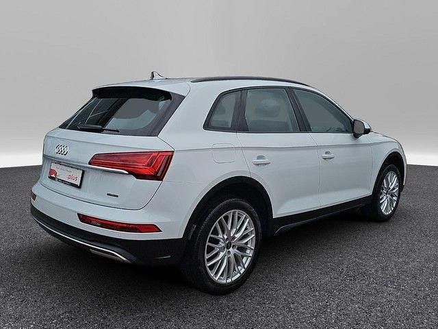 Second-hand Audi Q5 Sport 204 CP (150 kW) 2022 Alb SUV