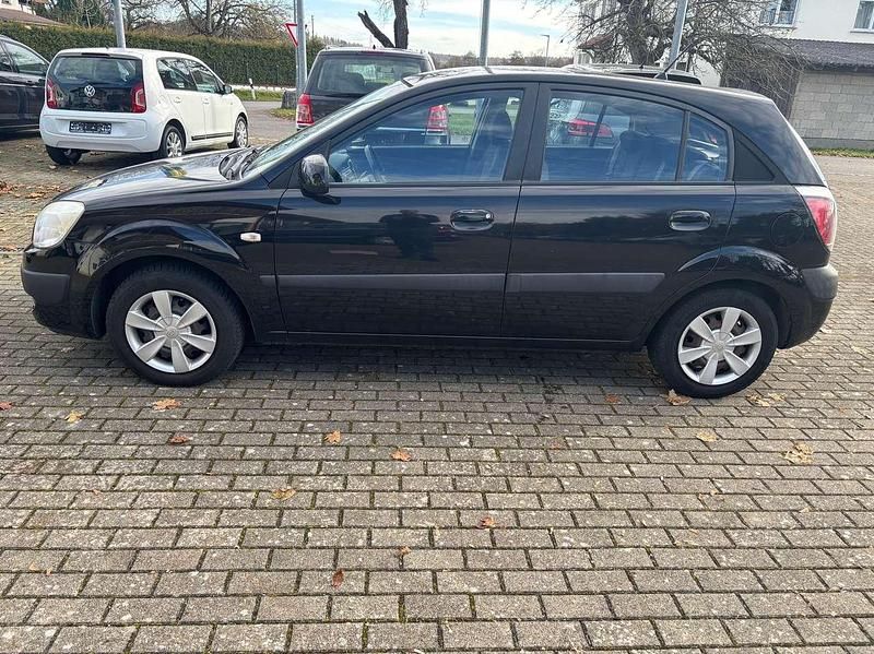 Gebraucht Kia Rio Basis 97 PS (71 kW) 2006 Midnightblack Kleinwagen