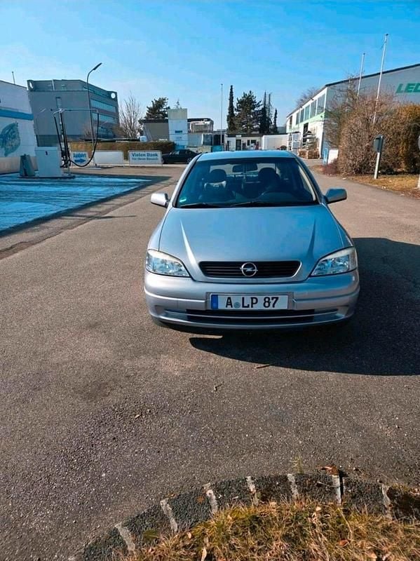 Grau Gebraucht 2001 Opel Astra Coupé | 2.550 € (Fairer Preis) - Bild 1/4