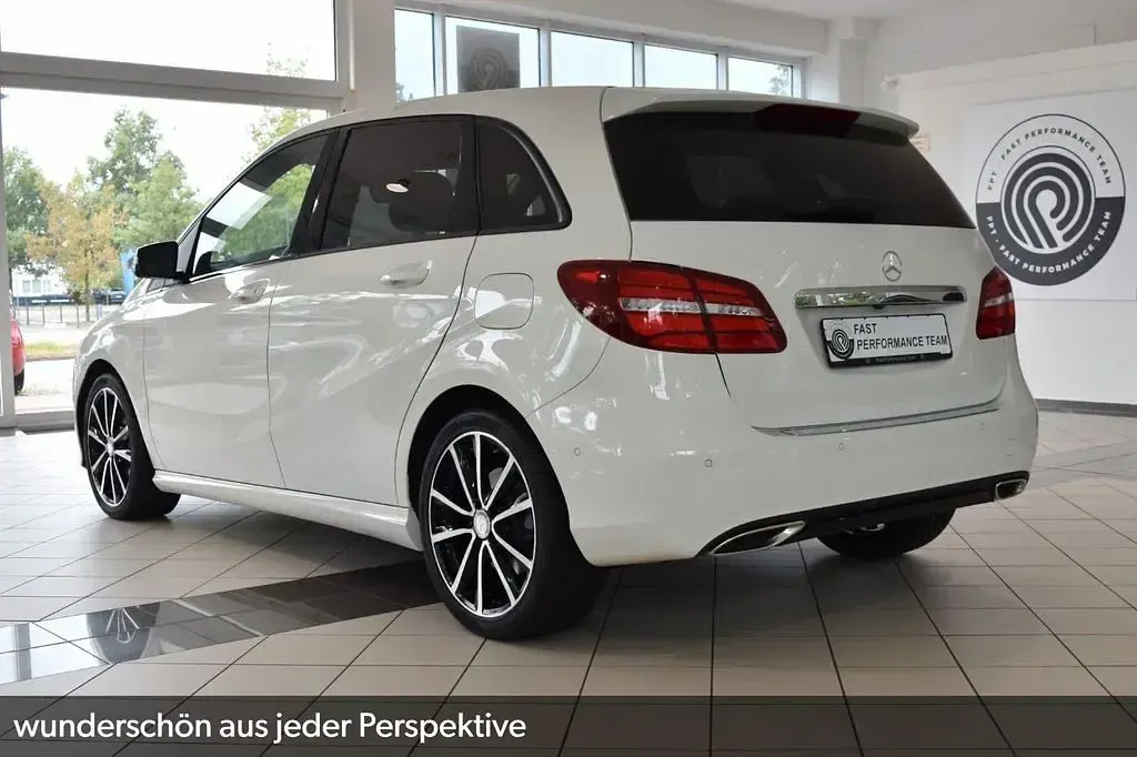 Gebraucht Mercedes B220 Night 184 PS (135 kW) 2017 Weiß Kleinwagen