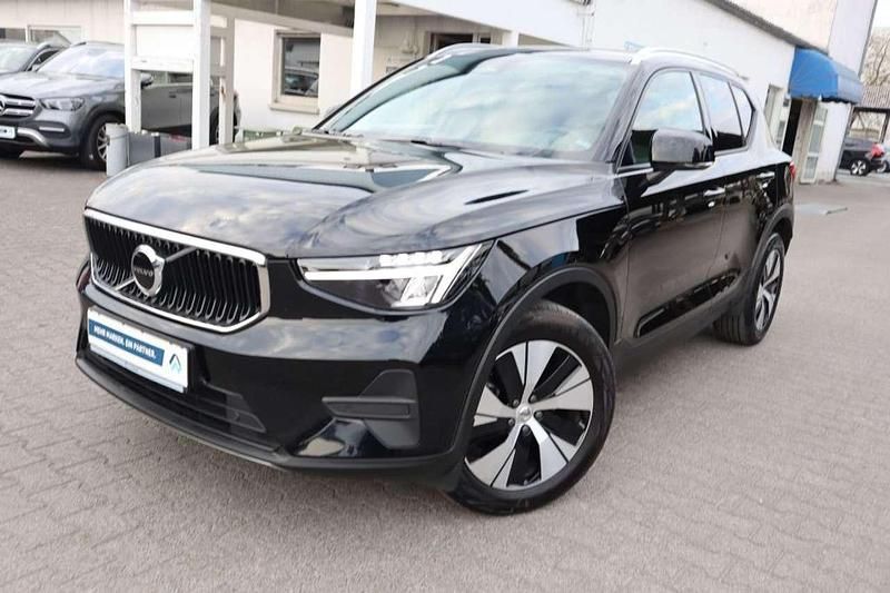 Gebraucht Volvo XC40 Core 163 PS (119 kW) 2023 Black solid (stone) SUV