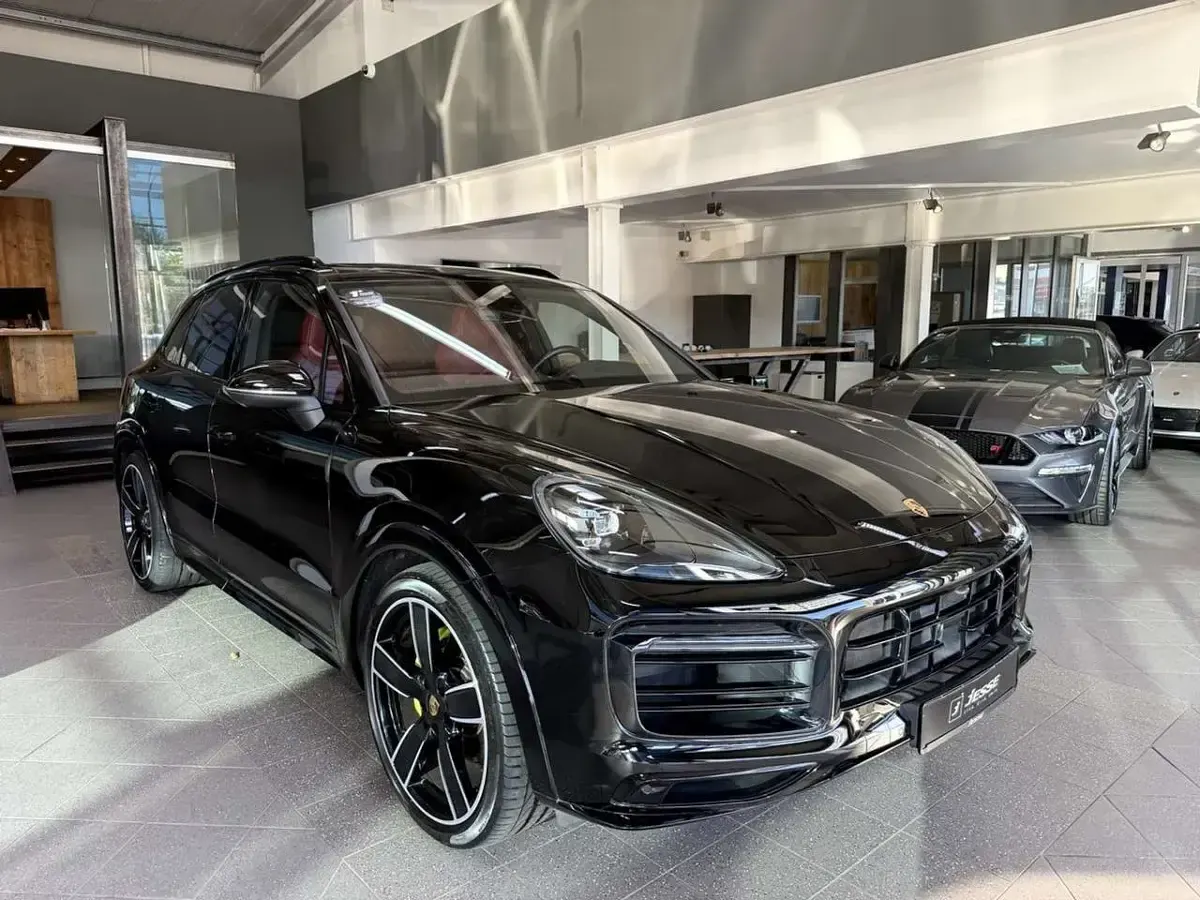 Gebraucht Porsche Cayenne E-Hybrid Sport 462 PS (339 kW) 2019 Schwarz SUV