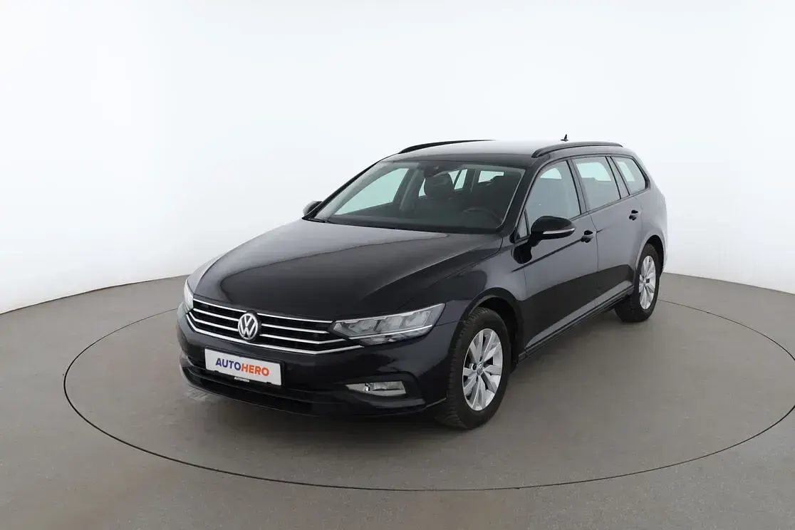 Gebraucht VW Passat 150 PS (110 kW) 2021 Kombi
