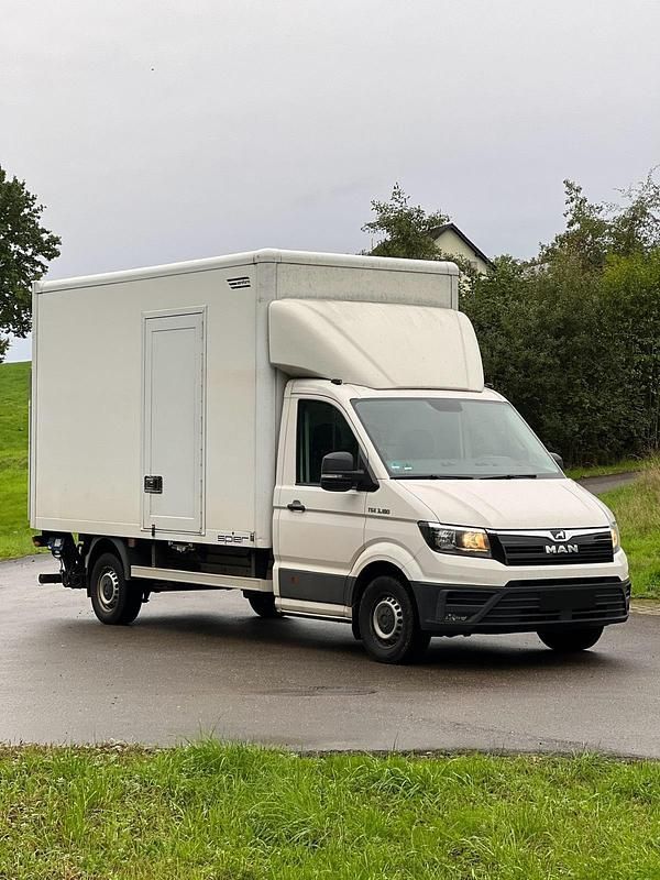 Weiß Gebraucht 2019 MAN TGE Van | 19.999 € - Bild 1/4