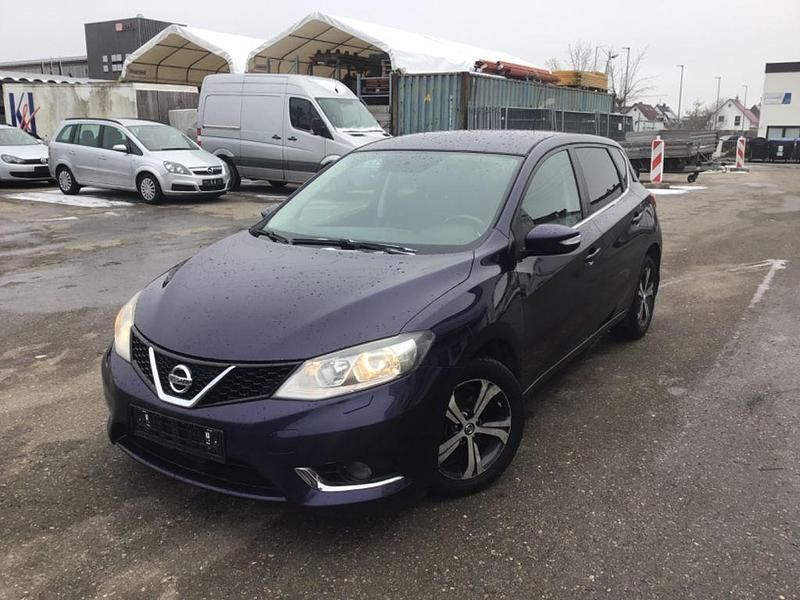 Gebraucht Nissan Pulsar Tekna 116 PS (85 kW) 2015 Blau Limousine