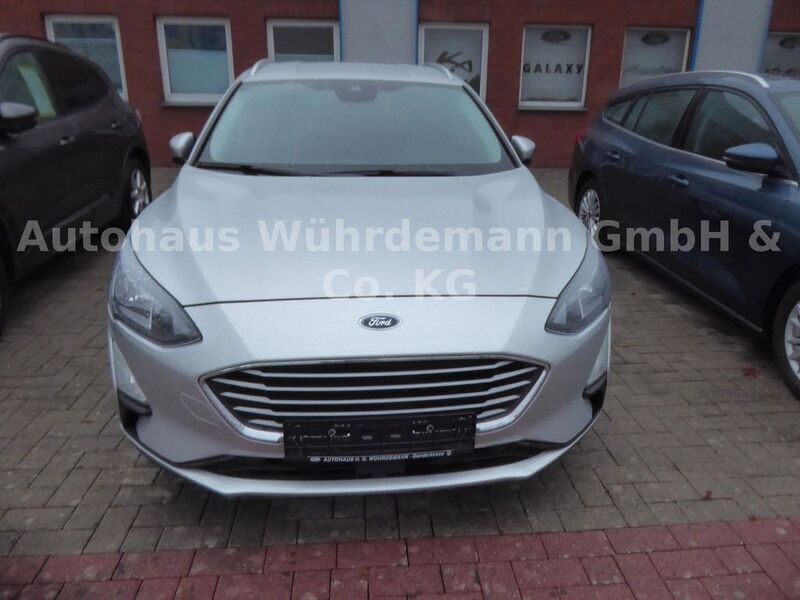 Gebraucht Ford Focus Cool & Connect 125 PS (91 kW) 2021 Polarsilber metallic Kombi