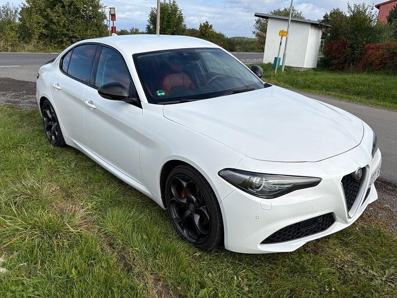 Gebraucht Alfa Romeo Giulia Super 200 PS (147 kW) 2017 Weiß Limousine