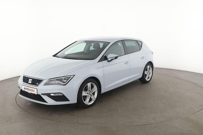 Weiß Gebraucht 2020 Seat Leon FR Kleinwagen | 17.730 € (Fairer Preis) - Bild 1/3