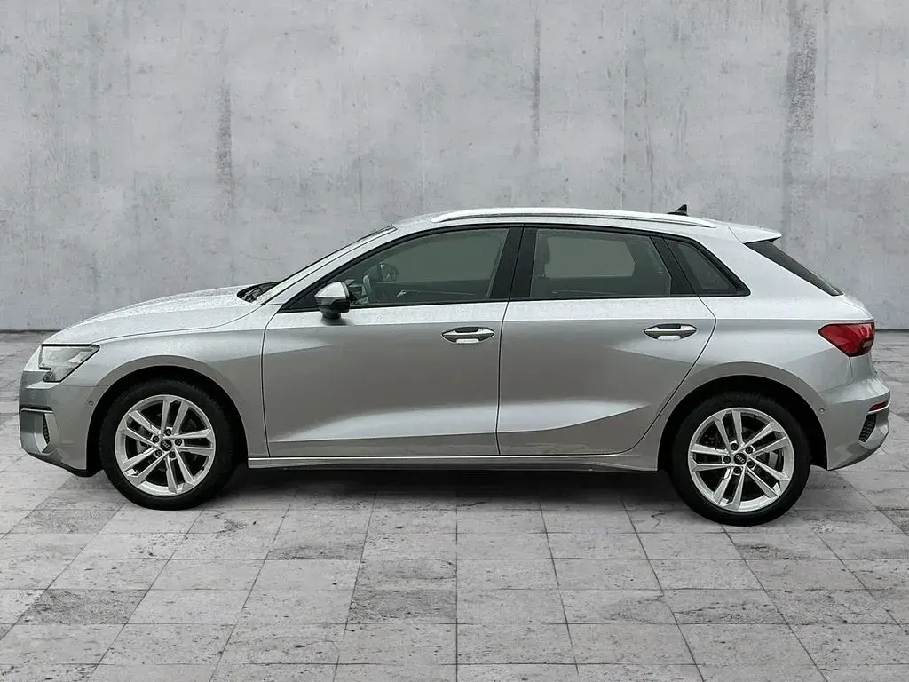 Gebraucht Audi A3 Advanced 150 PS (110 kW) 2023 Florettsilber metallic Limousine