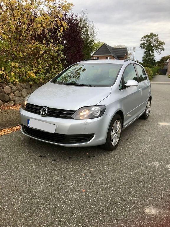 Silber Gebraucht 2010 VW Golf Plus Team Van / Kleinbus | 9.200 € (Fairer Preis) - Bild 1/4