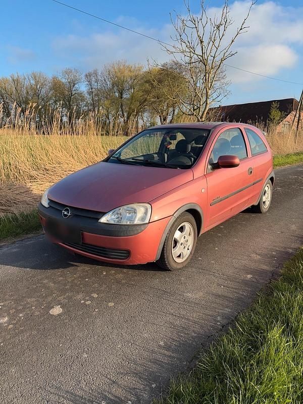 Occasion Opel Corsa 58 ch (42 kW) 2001 Rouge Citadine