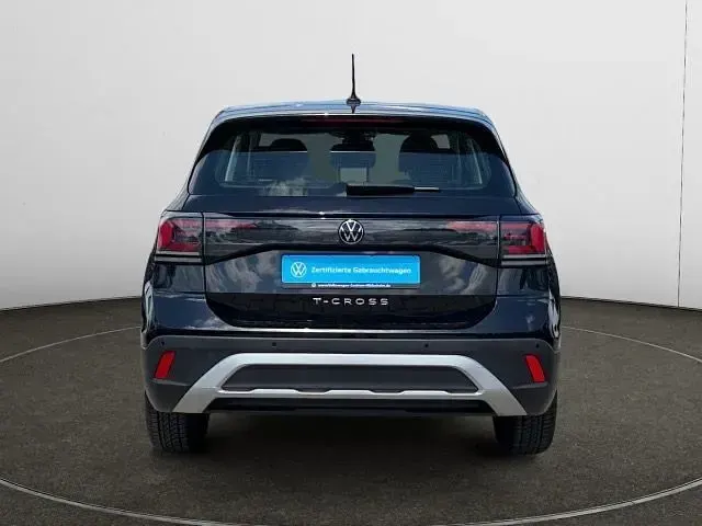 Gebraucht VW T-Cross Basis 95 PS (69 kW) 2024 Schwarz SUV