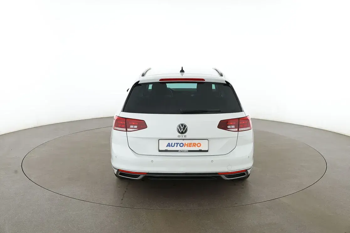 Gebraucht VW Passat GTE 2021 Weiß Kombi
