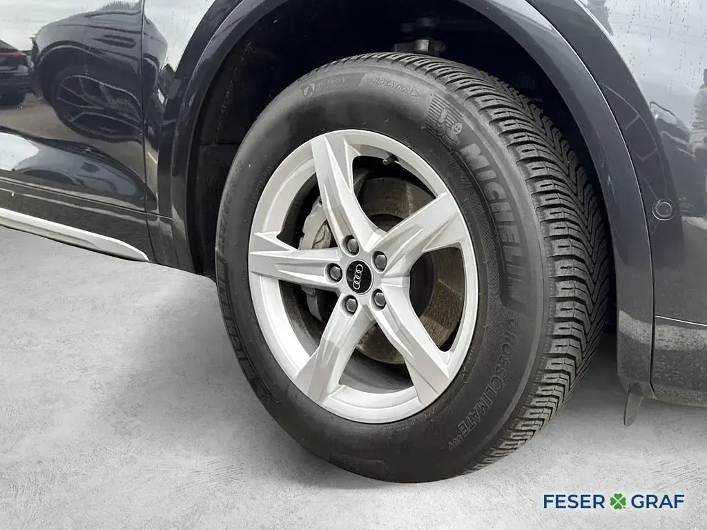 Gebraucht Audi Q5 Sport 204 PS (150 kW) 2024 Manhattangrau metallic SUV
