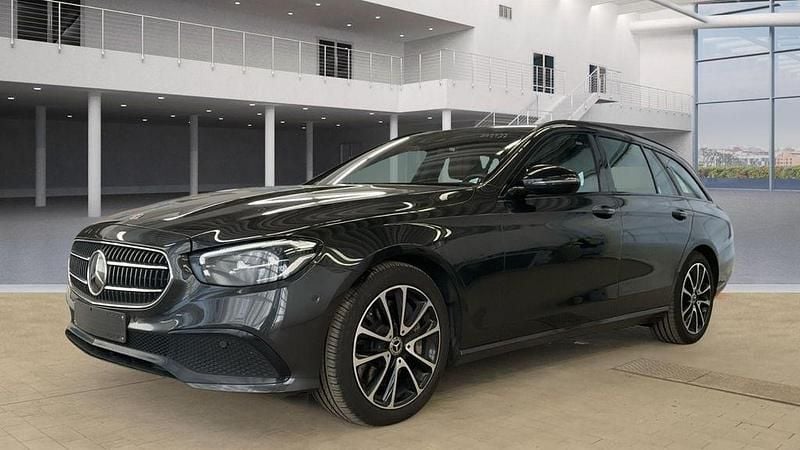 Gebraucht Mercedes E400 330 PS (242 kW) 2022 Grau Limousine