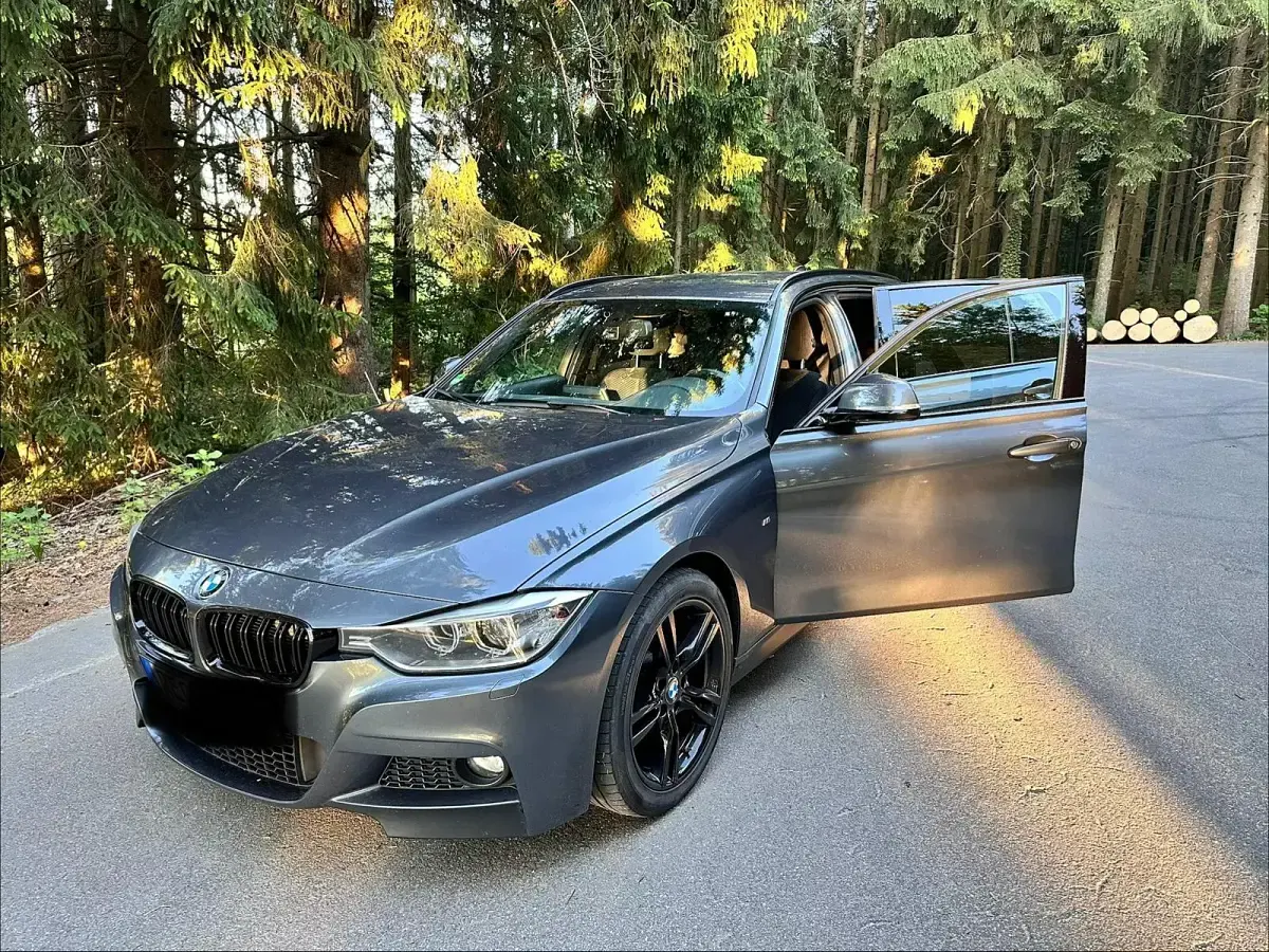 Gebraucht BMW 320 M Sport 184 PS (135 kW) 2013 Grau Kombi