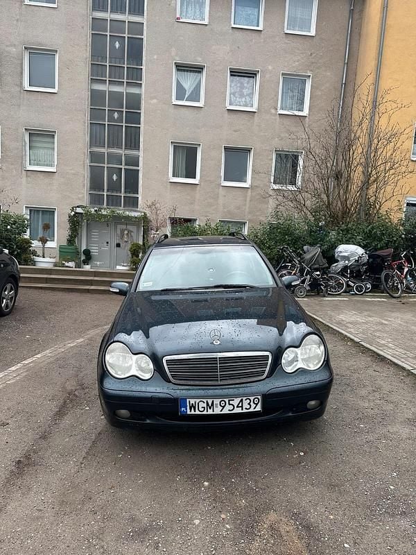 Gebraucht Mercedes C270 170 PS (125 kW) 2004 Schwarz Limousine