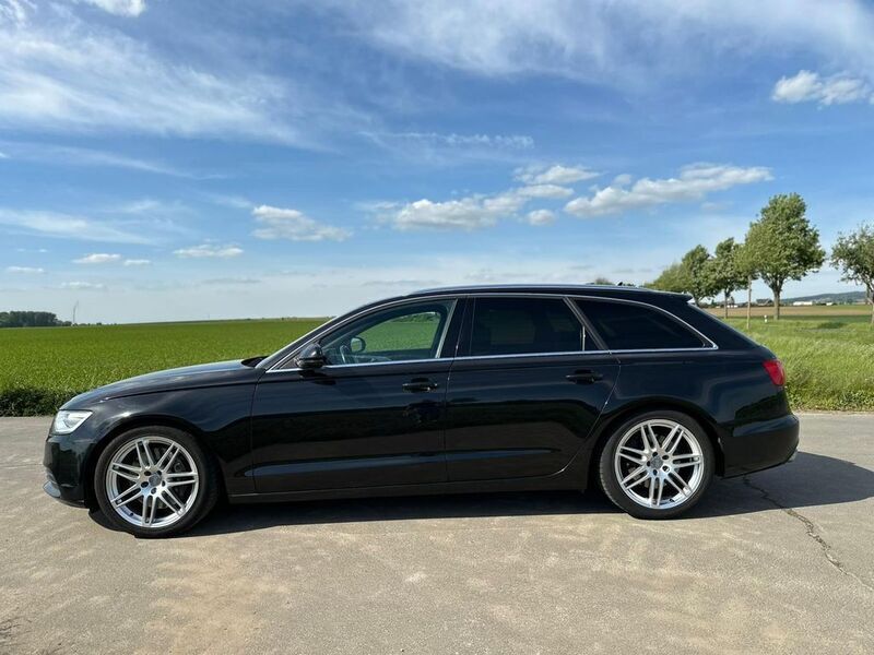 Schwarz Gebraucht 2012 Audi A6 Sport Kombi | 14.799 € (Superpreis) - Bild 1/4