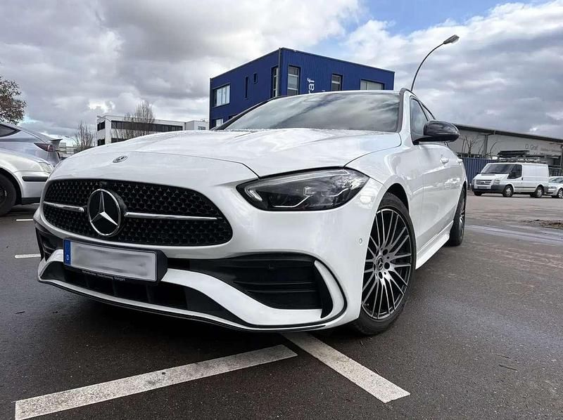 Gebraucht Mercedes C180 AMG line 170 PS (125 kW) 2022 Weiß Kombi