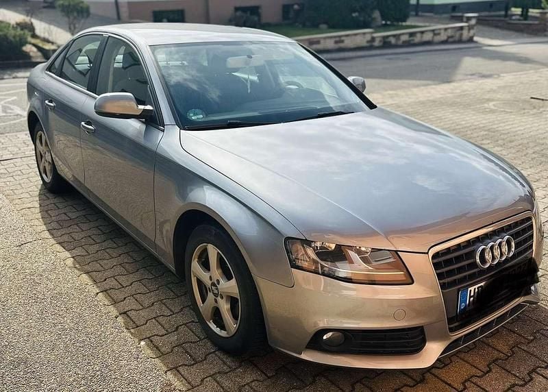 Gebraucht Audi A4 Attraction 120 PS (88 kW) 2010 Grau Limousine