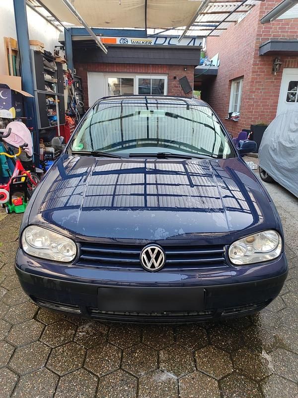 Gebraucht VW Golf IV 75 PS (55 kW) 2000 Blau Kleinwagen