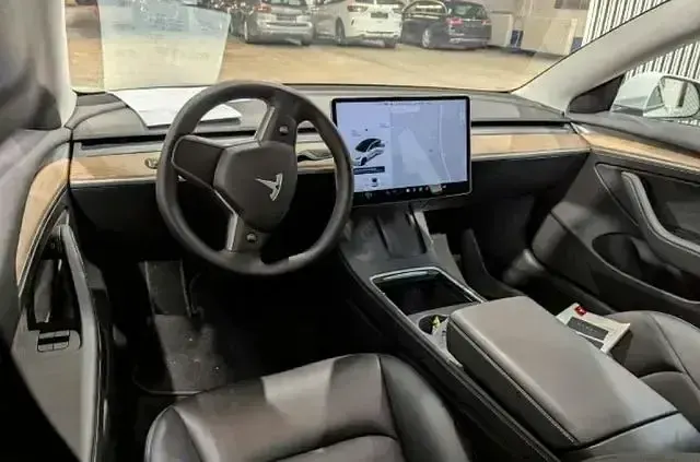 Gebraucht Tesla Model 3 Standard Range Plus 239 kW (325 PS) 2021 Andere Limousine