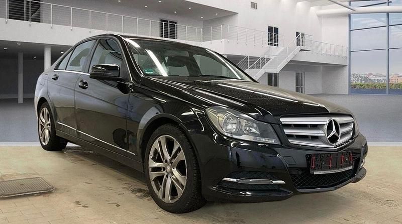 Gebraucht Mercedes C180 156 PS (114 kW) 2013 Schwarz Limousine