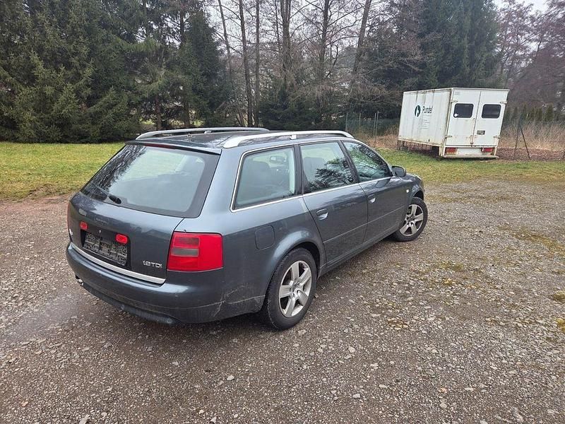 Gebraucht Audi A6 131 PS (96 kW) 2003 Grau Kombi