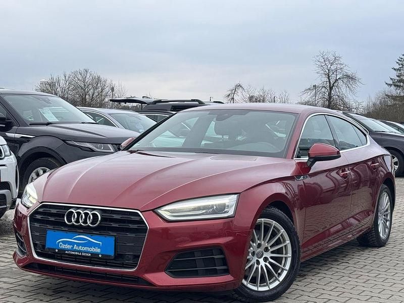 Gebraucht Audi A5 Sportback Ambiente 170 PS (125 kW) 2019 Rot Kleinwagen