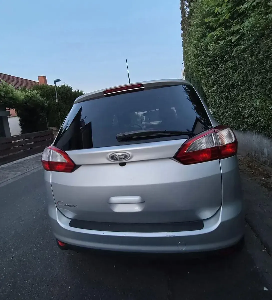 Gebraucht Ford Grand C-Max Trend 125 PS (91 kW) 2011 Silber Van / Kleinbus
