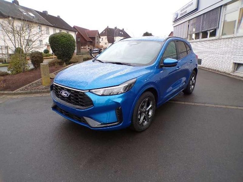 Neu Ford Kuga ST-Line 186 PS (136 kW) 2025 Desert blue SUV