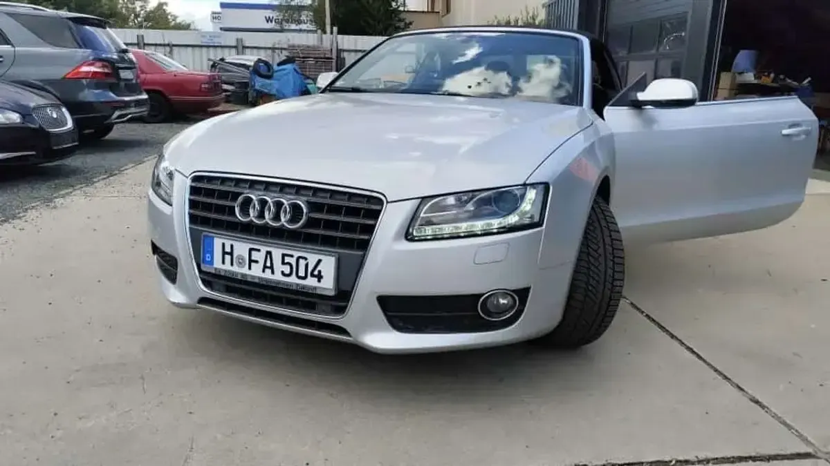 Gebraucht Audi A5 Cabriolet Design 160 PS (117 kW) 2009 Schwarz Cabrio