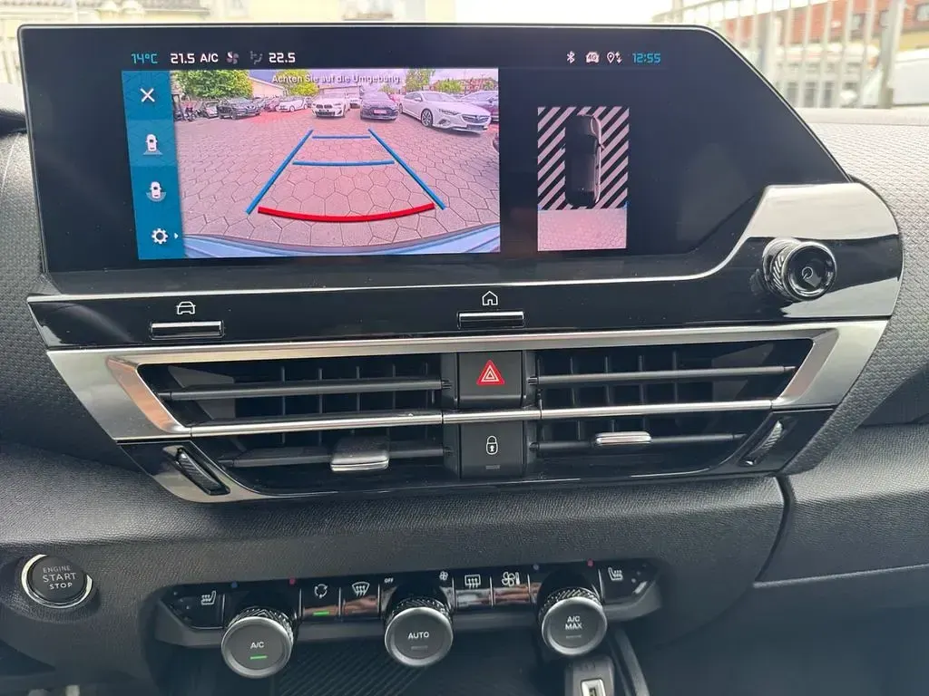 Używany Citroën C4 Shine 131 KM (96 kW) 2023 Niebieski SUV