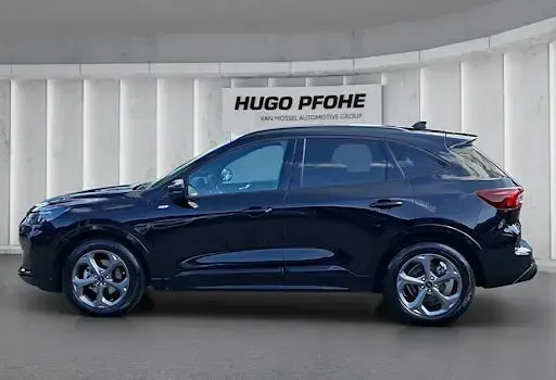 Gebraucht Ford Kuga ST-Line 186 PS (136 kW) 2025 Schwarz SUV
