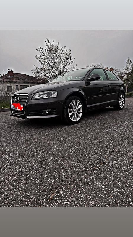 Używany Audi A3 S-Line 130 KM (95 kW) 2010 Brązowy Hatchback